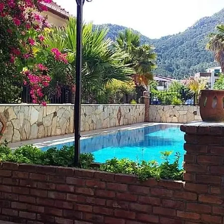 Turunc Barbaros Hotel apartamentowy 3*